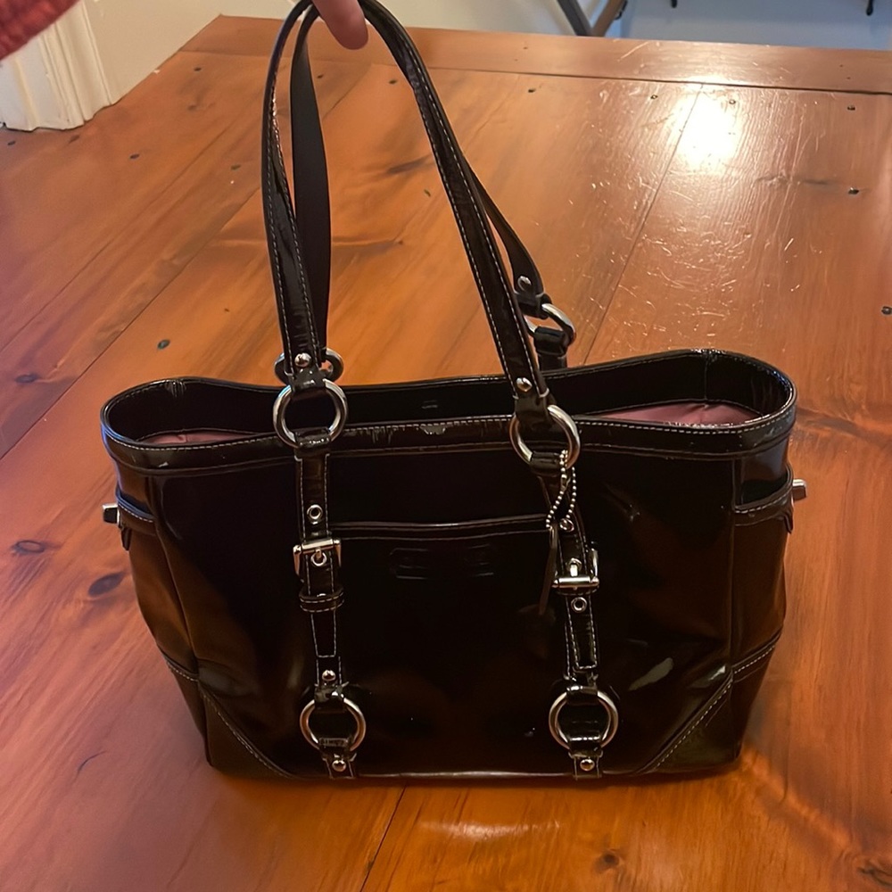 VINTAGE Chocolate Brown Patent Leather Coach tote WITH WRISTLET AND DUST BAG